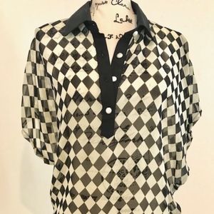 Black and white short sleeved blouse